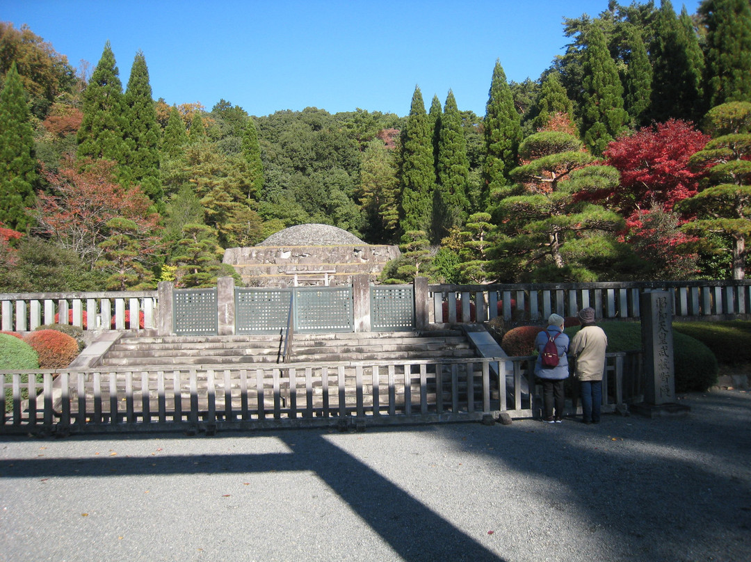 Musashi Imperial Graveyard-八王子市必去景点