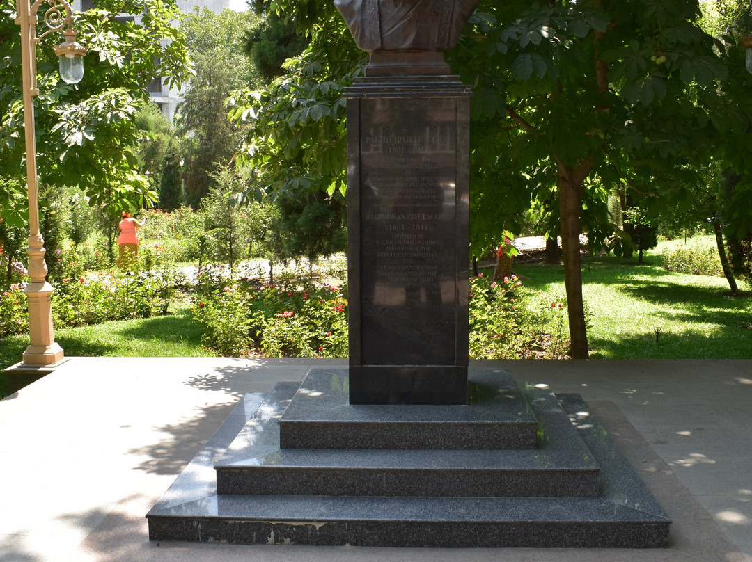 Monument to Rabindranath Tagore-杜尚别必去景点