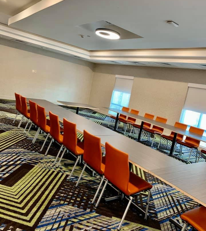 Holiday Inn Express & Suites Kearney By IHG主图