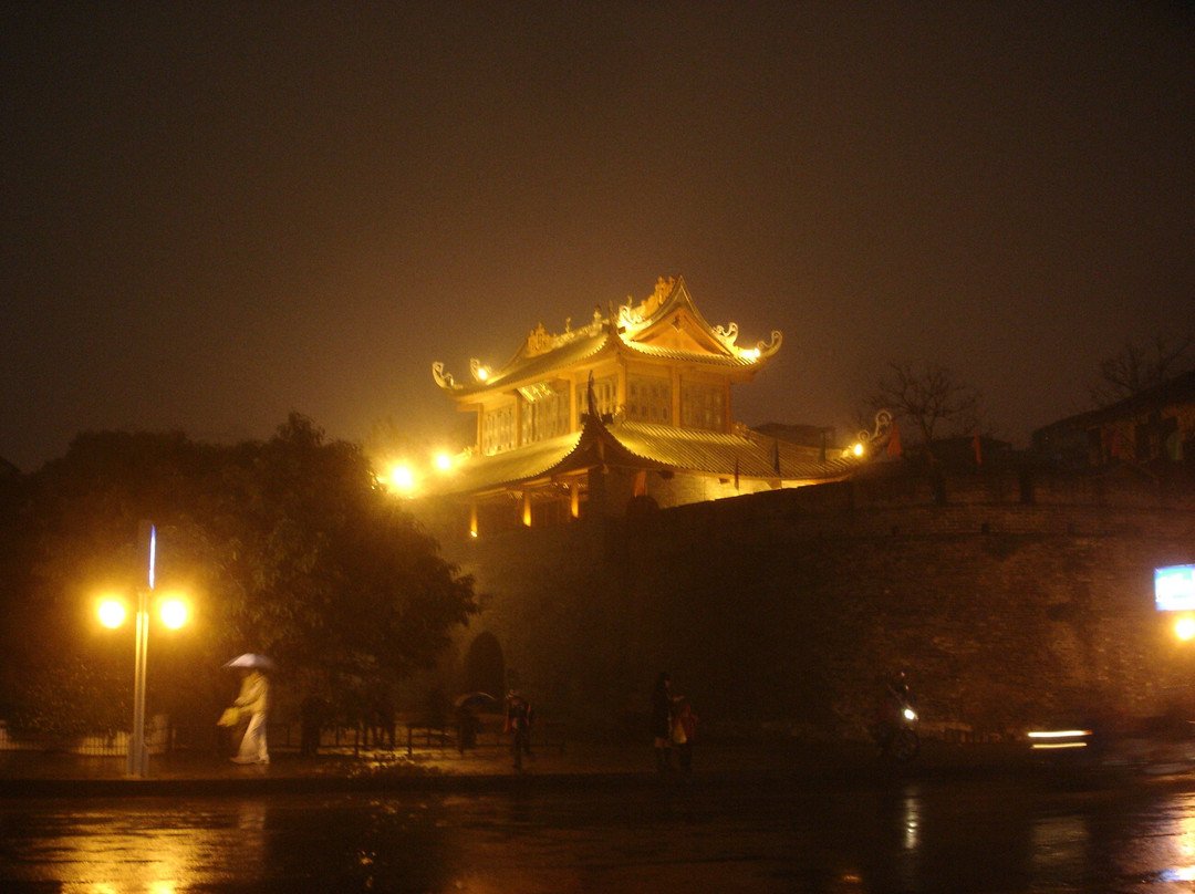 柳州东门城楼景点图片