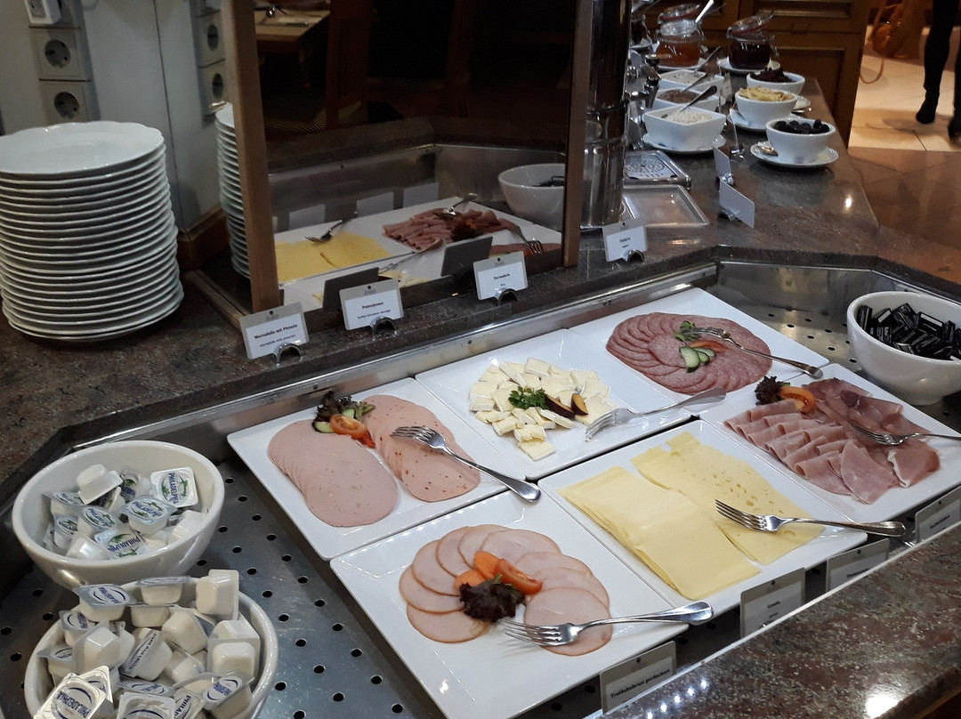 锡根华美达酒店主图