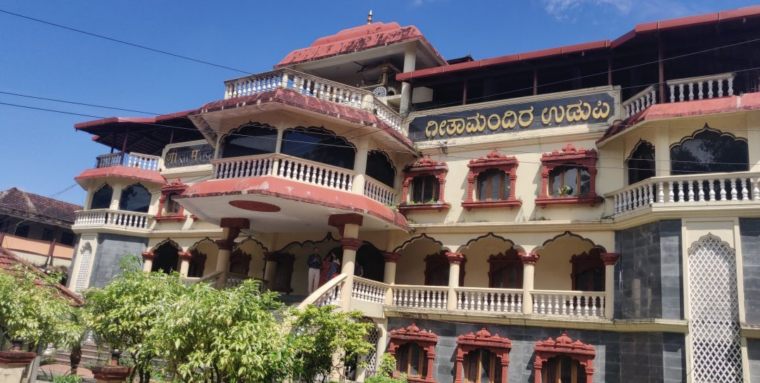 Hotel Sri Krishna Residency主图