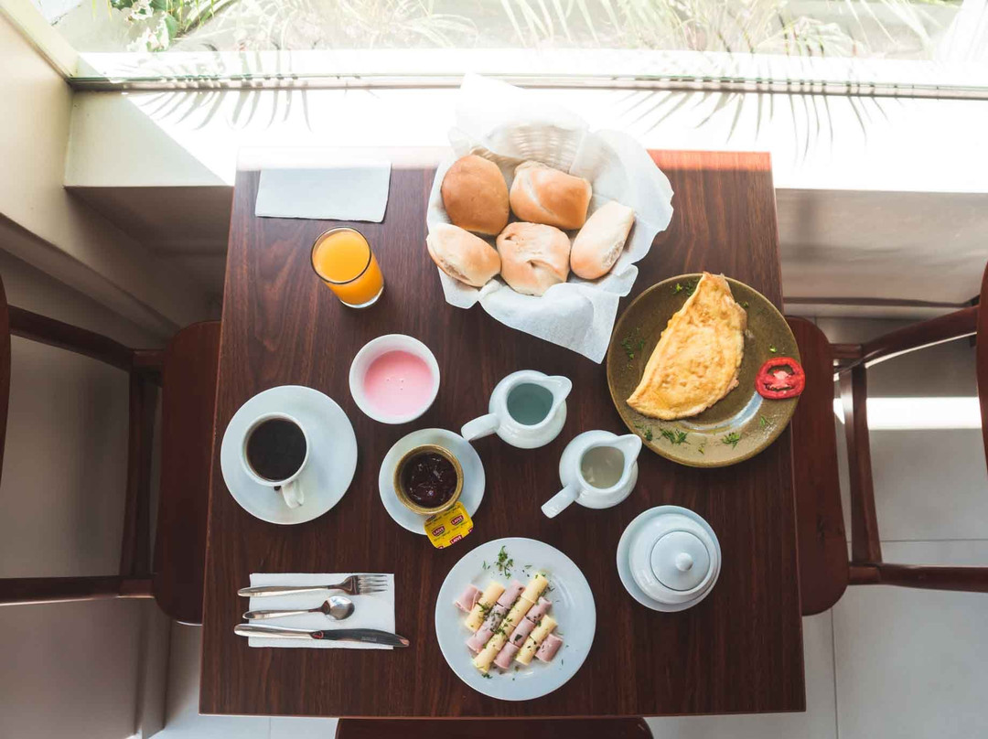 Hotel Monte Cafeto INN主图