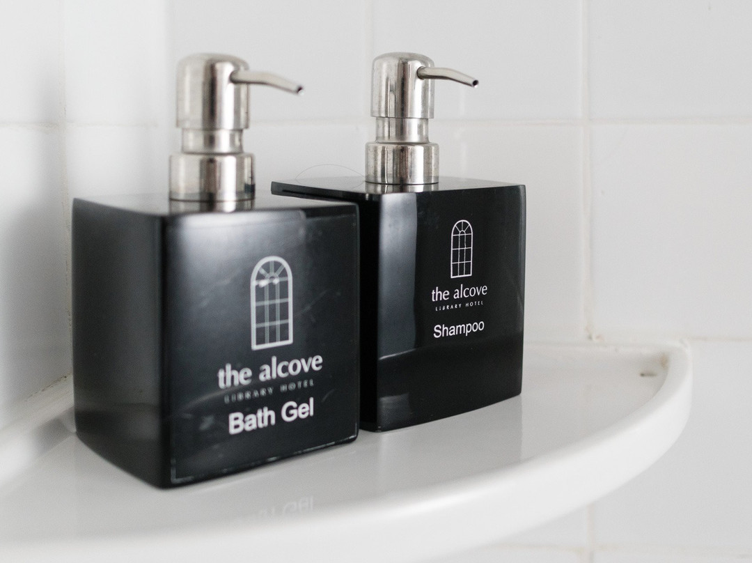 阿尔科夫图书馆酒店主图