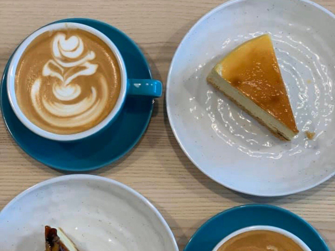 万挠餐馆和美食-Common Ground Cafe