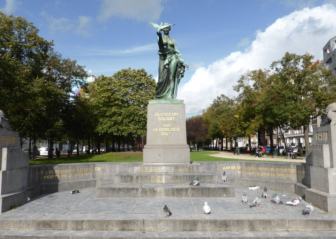 Monument au Pigeon-Soldat-布鲁塞尔必去景点