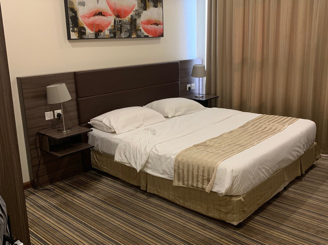 Grand Lily Hotel Suites主图