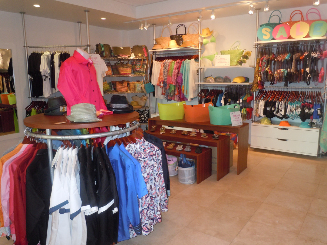 Funky Monkey Lifestyle Wear-大开曼岛必去景点