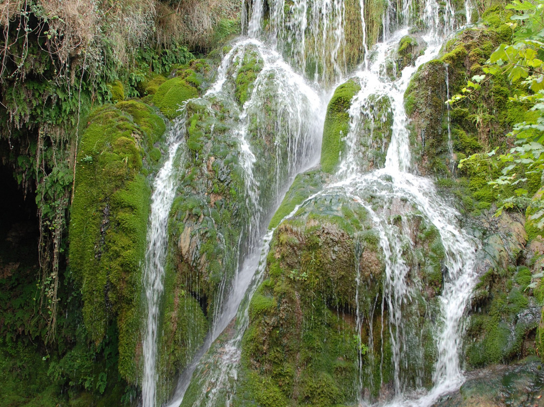 Cascadas De Tobera景点图片