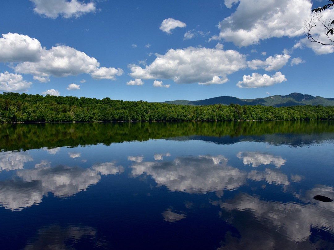 Lake Pleasant旅游景点-Indian Lake Islands State Park