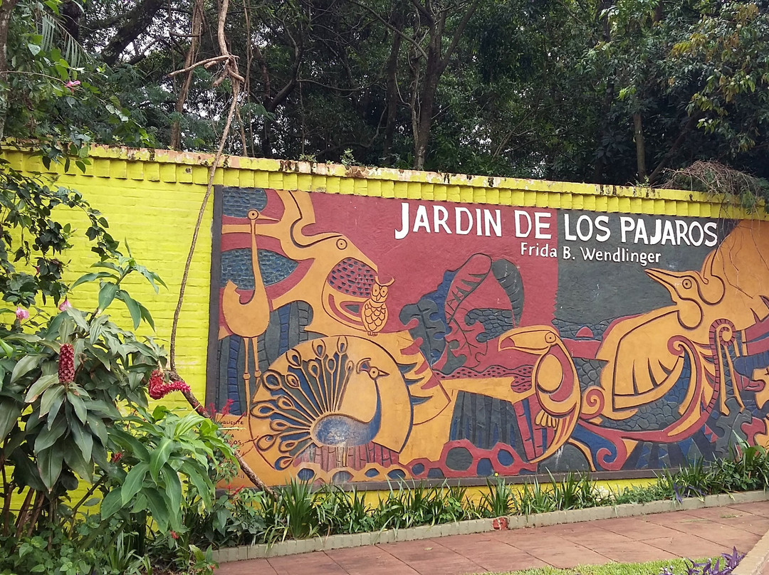 Jardin De Los Pajaros景点图片