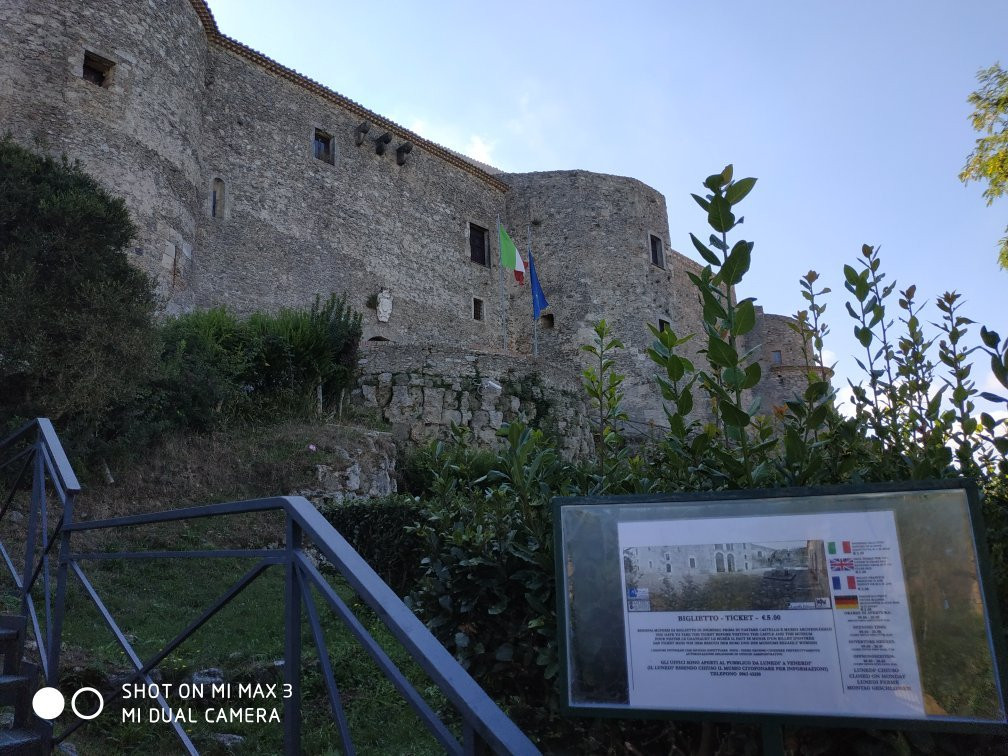 Castello Normanno Svevo景点图片
