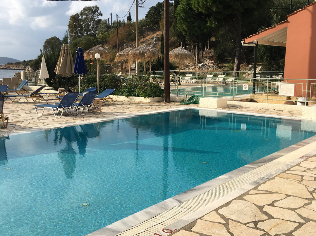 Theofilos Studios & Apartments主图