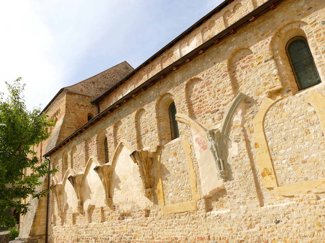 Klosterkirche Romainmotier-Romainmotier必去景点
