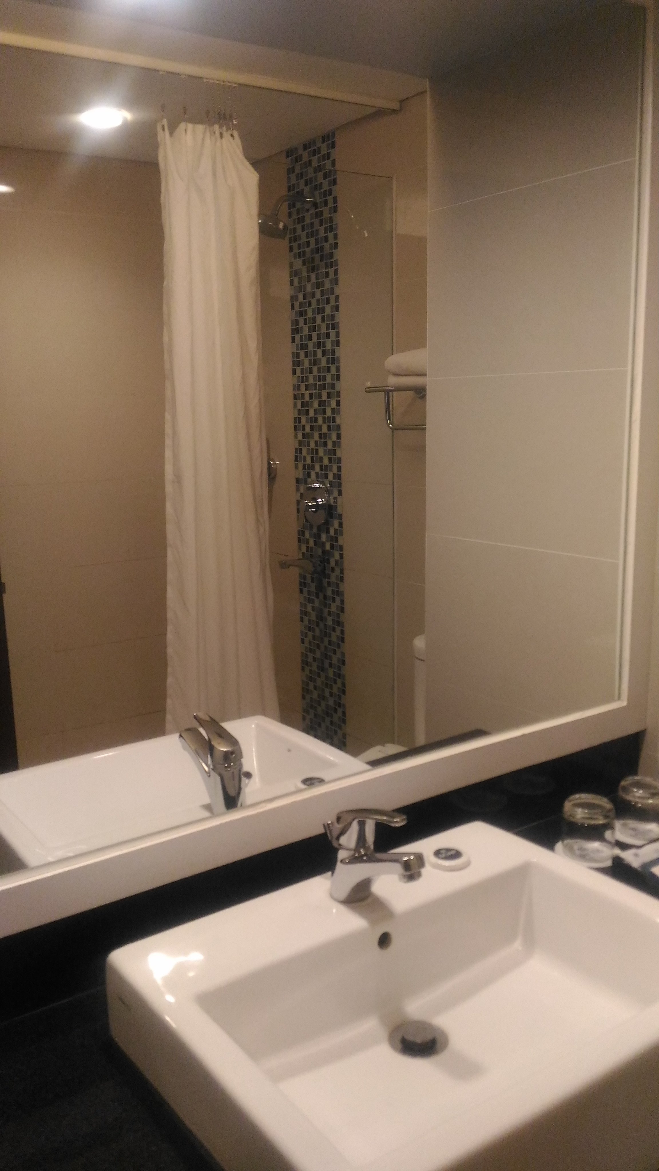 加拉横巴提卡酒店-浴室