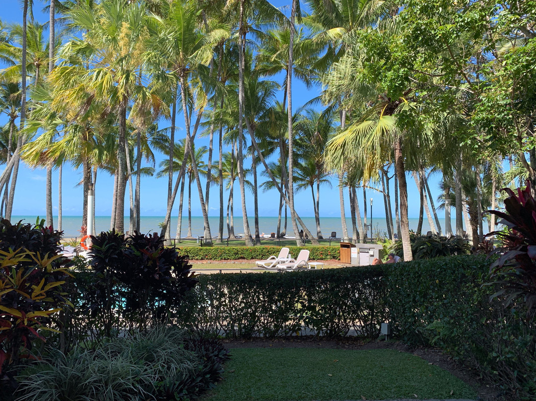 阿拉曼达棕榈湾兰斯摩尔酒店主图