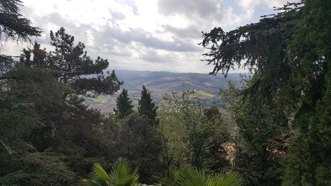 Parco Della Rocca-托迪必去景点