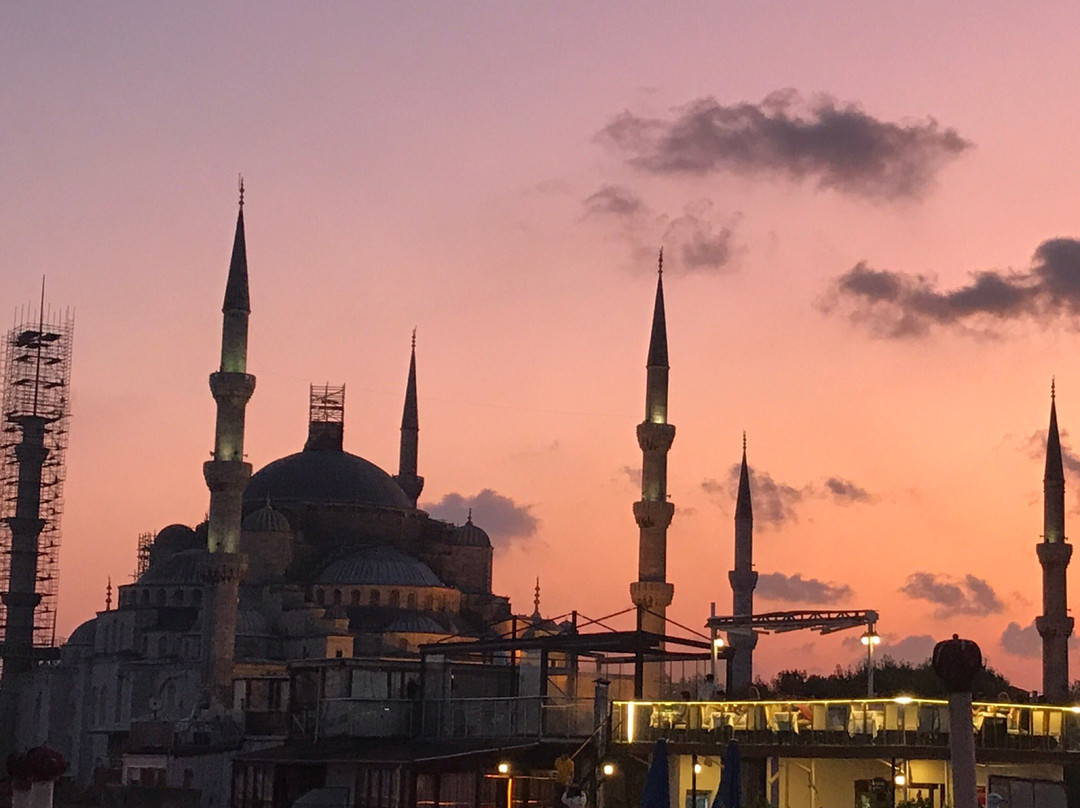 Blue Mosque-Mazar-i-Sharif必去景点