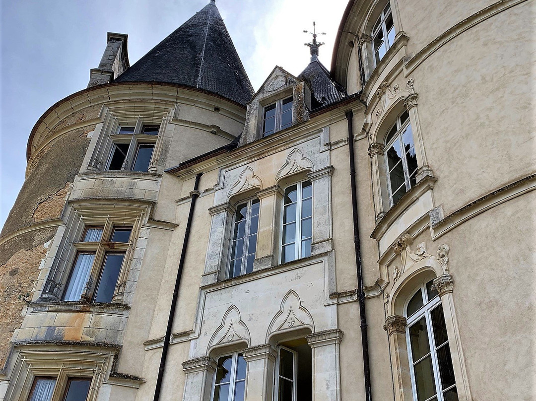 Château de La Roche-Magne必去景点