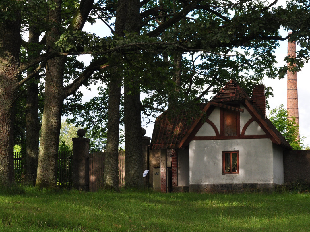 Jaungulbene Manor