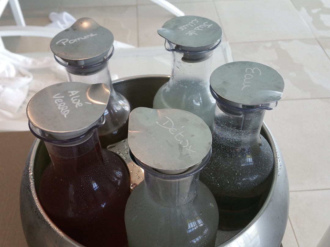 拉巴特飯店主图