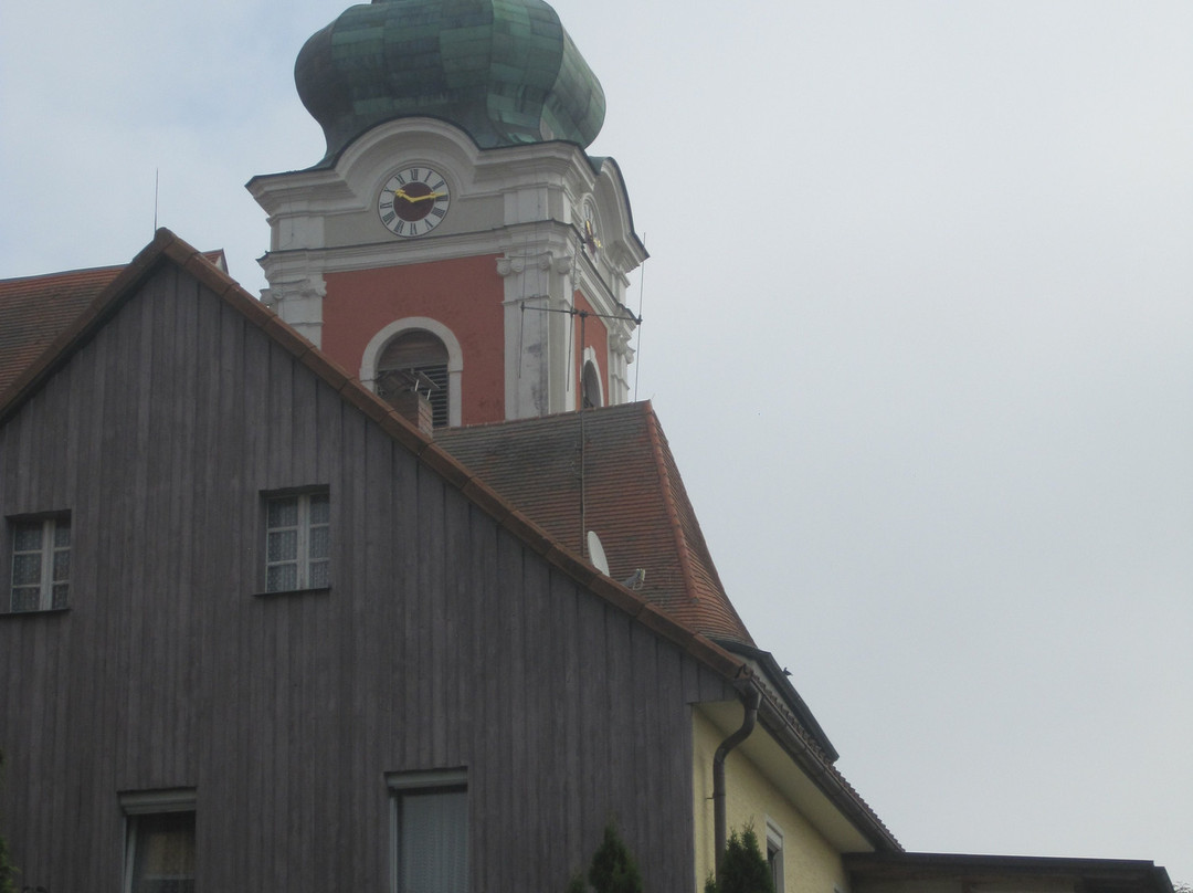 Pfarrkirche St. Laurentius景点图片