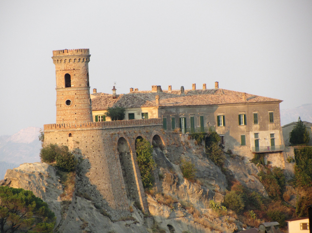 Cotronei旅游景点-Castello Di Caccuri Suites