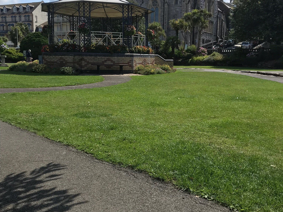 Runnymede Gardens-伊尔弗勒科姆必去景点