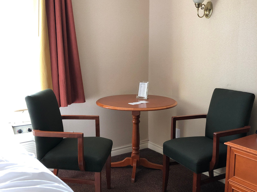 Super 8 by Wyndham Kingston主图