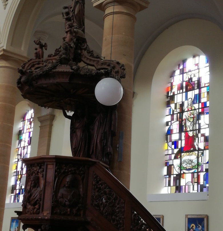 Eglise des Saints Pierre et Paul景点图片