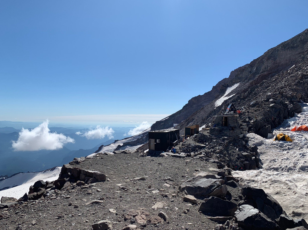 Camp Muir Trail景点图片