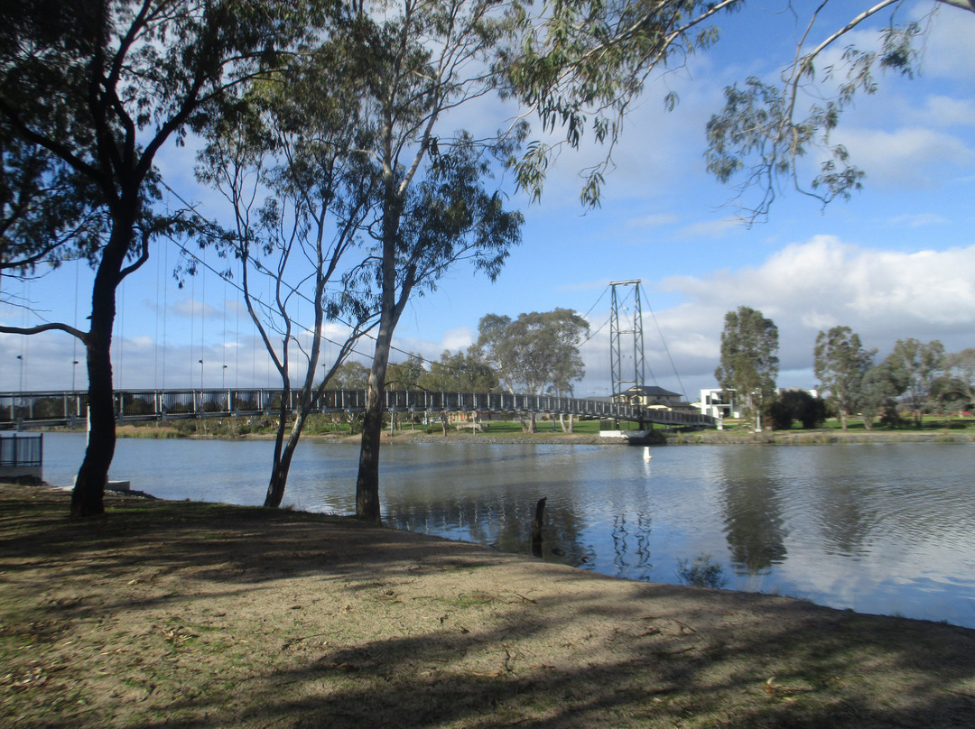 Anzac Centenary Bridge-霍舌姆必去景点
