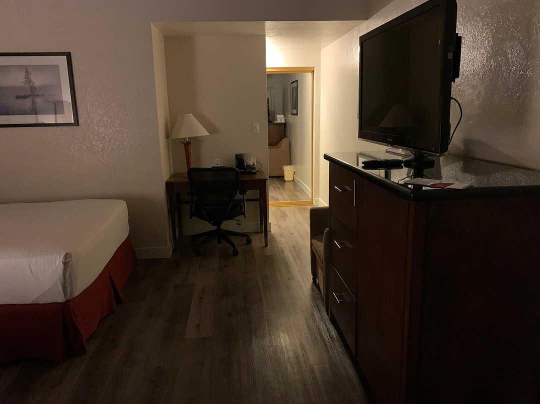 Ramada by Wyndham San Diego North Hotel & Conference Center主图