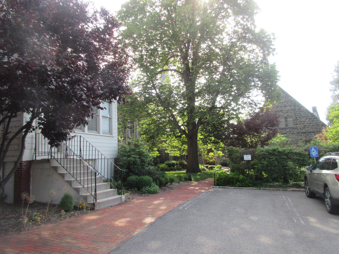 Emmanuel Episcopal Church-Cumberland必去景点