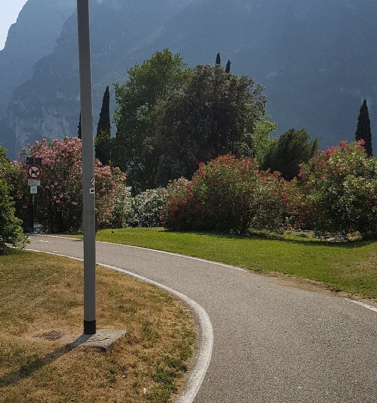 Parco Dell'Ora景点图片