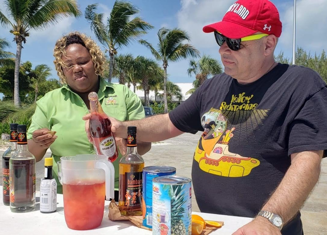 Green's VIP & Taxi Services-格雷斯湾必去景点