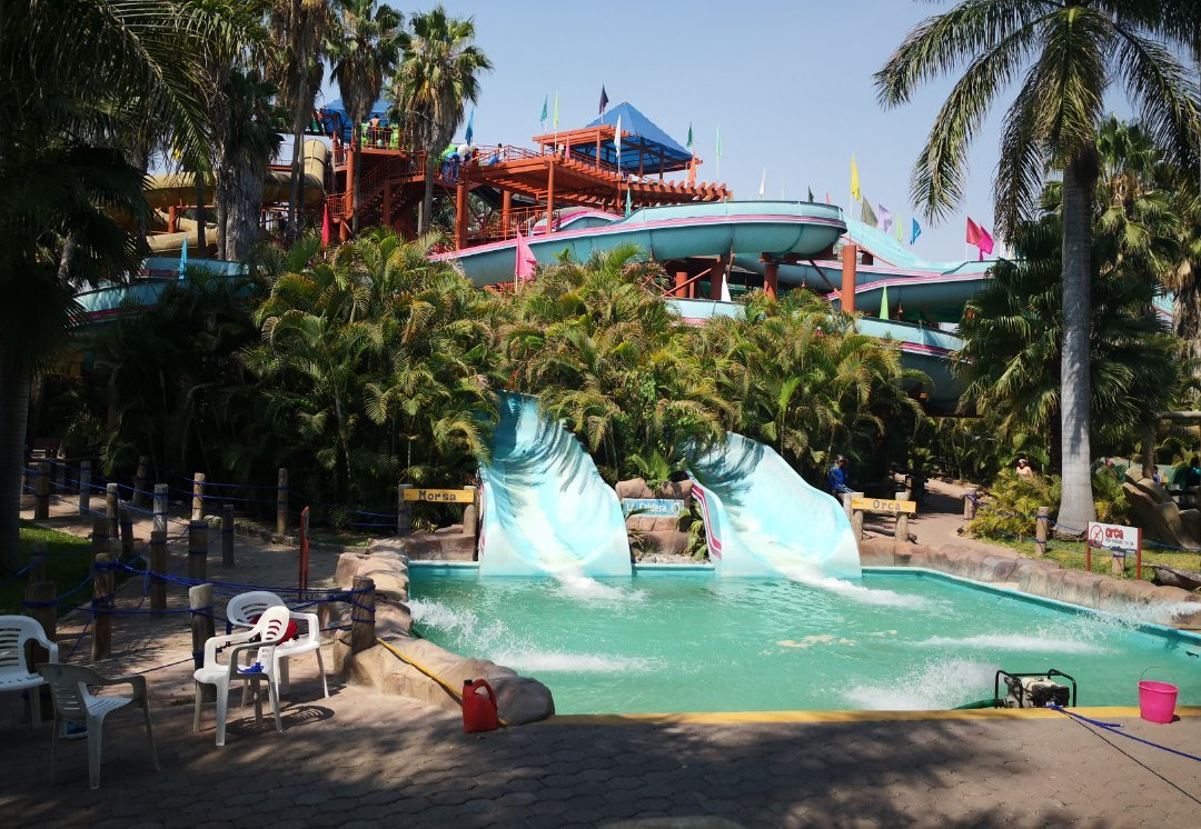 Hotel Balneario Parque Acuatico La Caldera主图