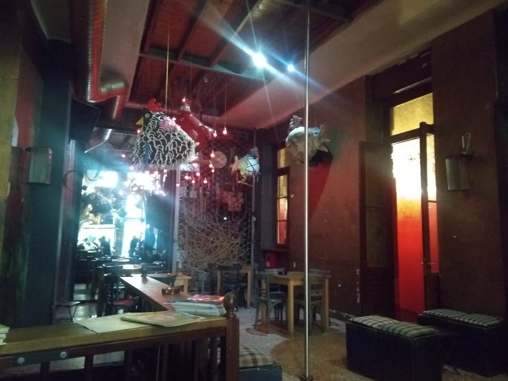 Booze-雅典必去景点