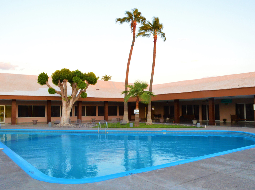 El Camino Hotel & Suites主图