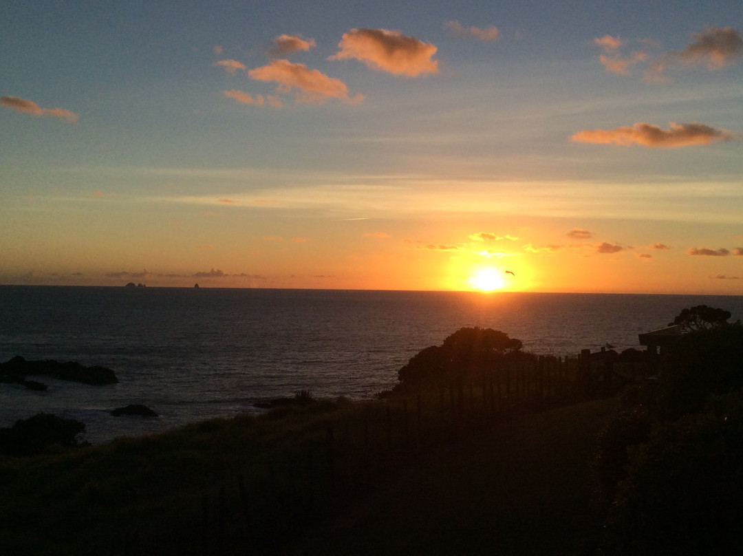 Pacific Rendezvous Resort Motel主图