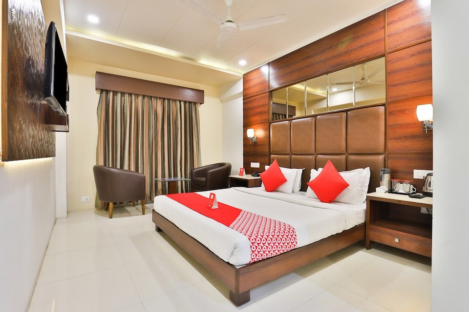 The Grand Vinayak Hotel主图