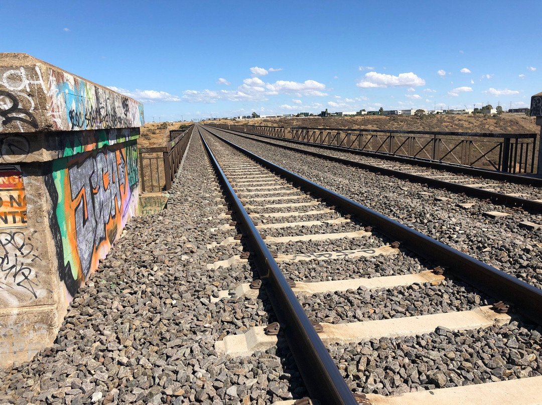 Maribyrnong Viaduct Bridge景点图片