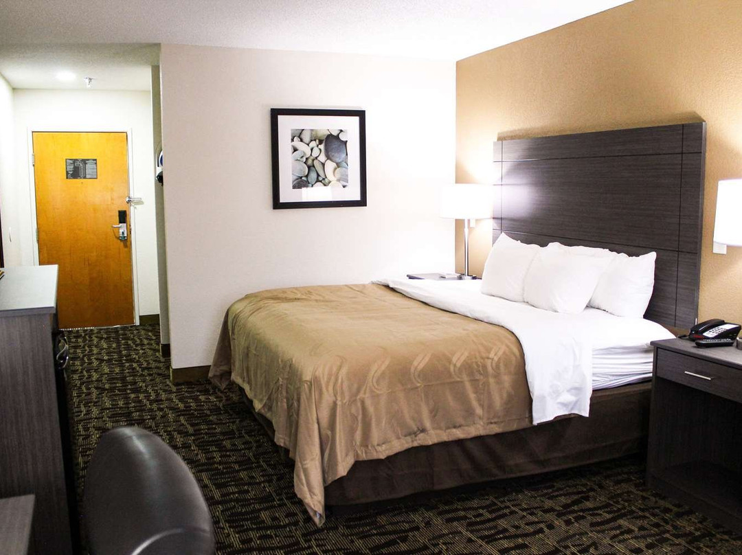 Quality Inn Clinton-Knoxville North主图