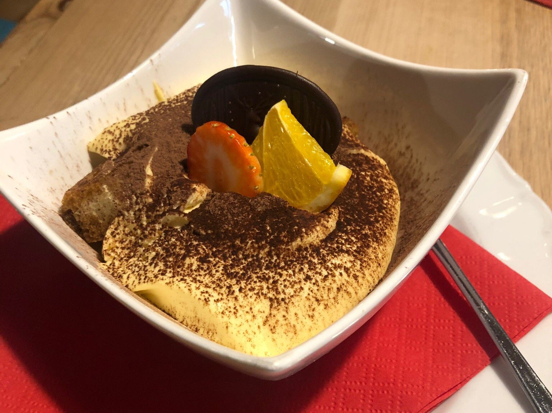 Schistodl Pizzeria Restaurant