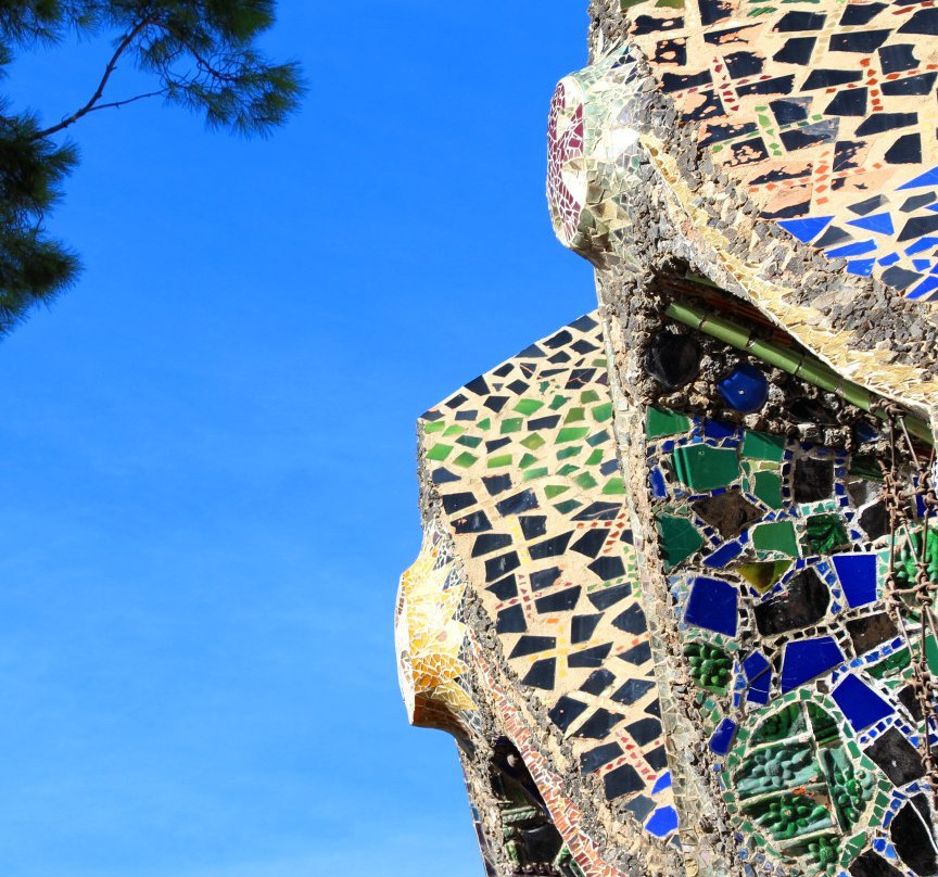 Colonia Guell  Gaudi Crypt景点图片