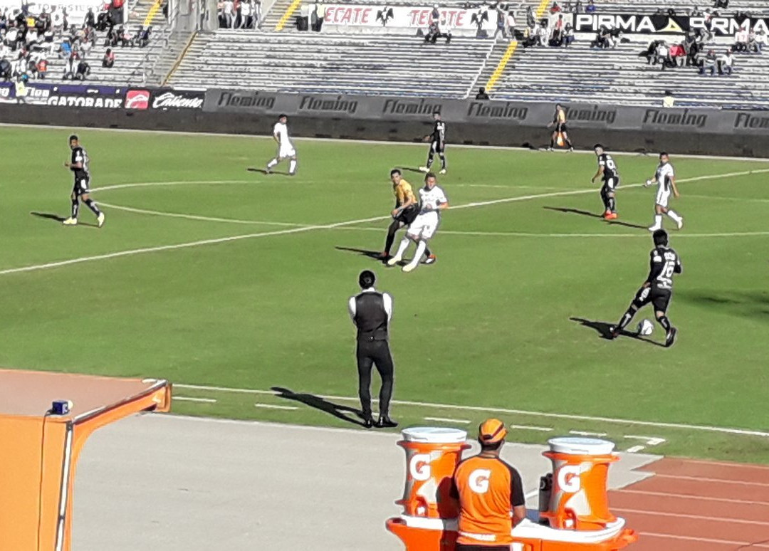Estadio Lobos BUAP景点图片