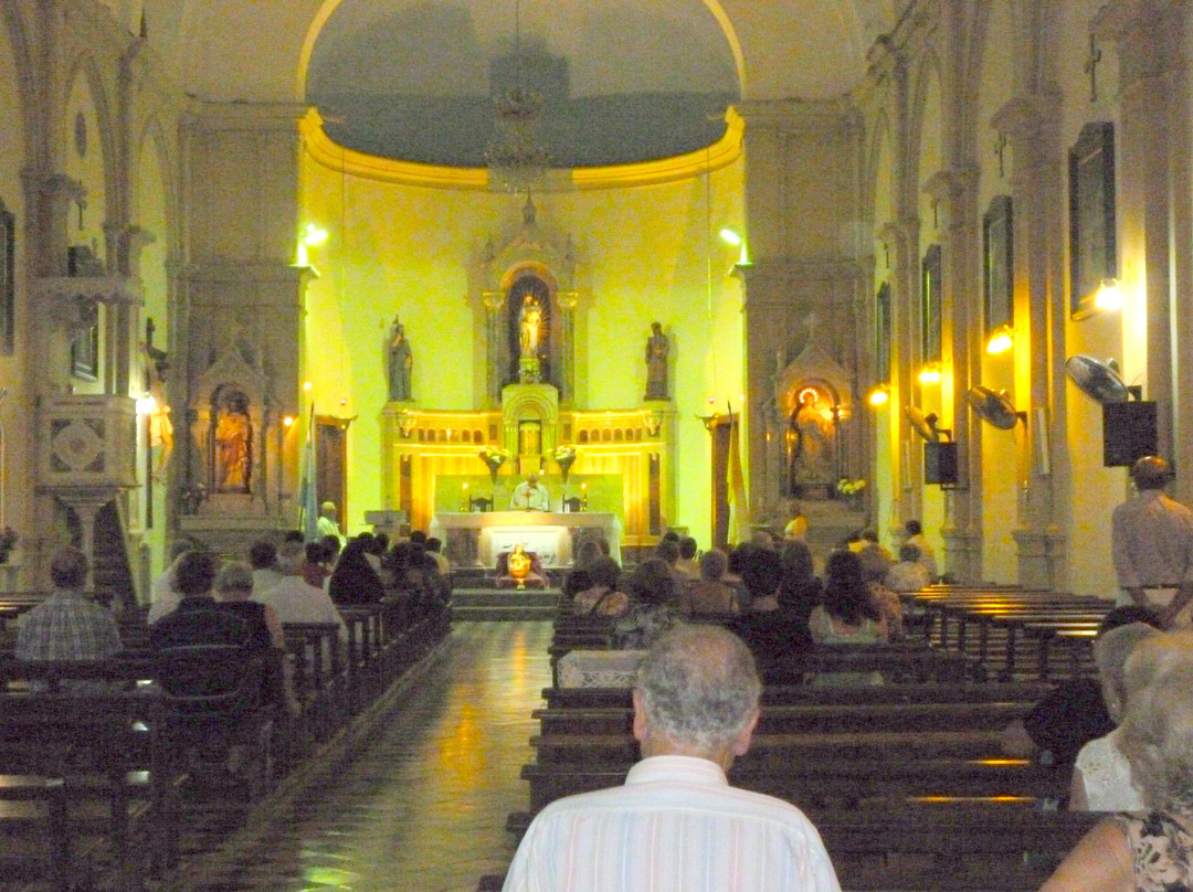 Parroquia Santiago Apostol景点图片