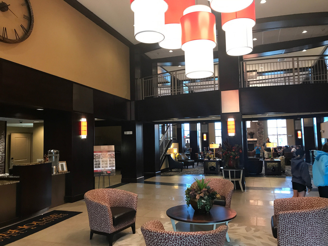 Clubhouse Hotel & Suites主图