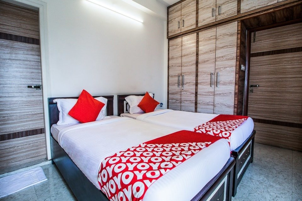 OYO 14731 Hallmark Inn Kukatpally主图