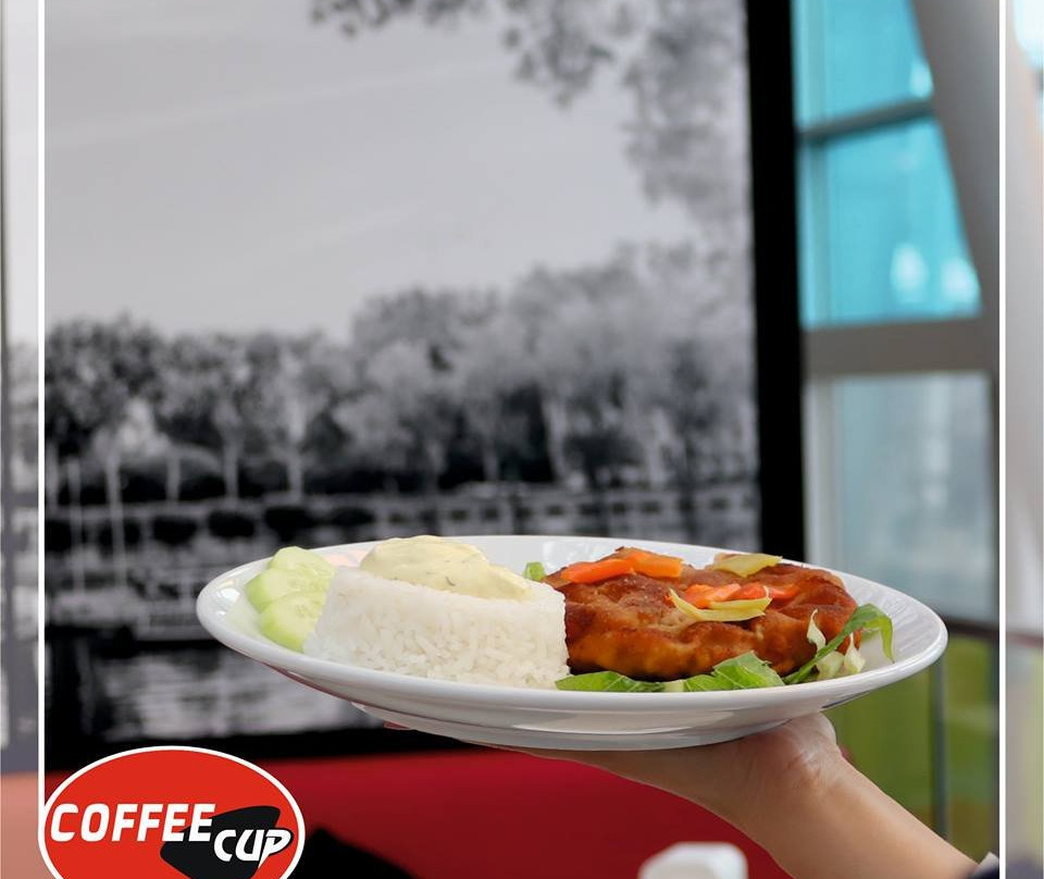Vagarshapat餐馆和美食-Coffee Cup Lavazza